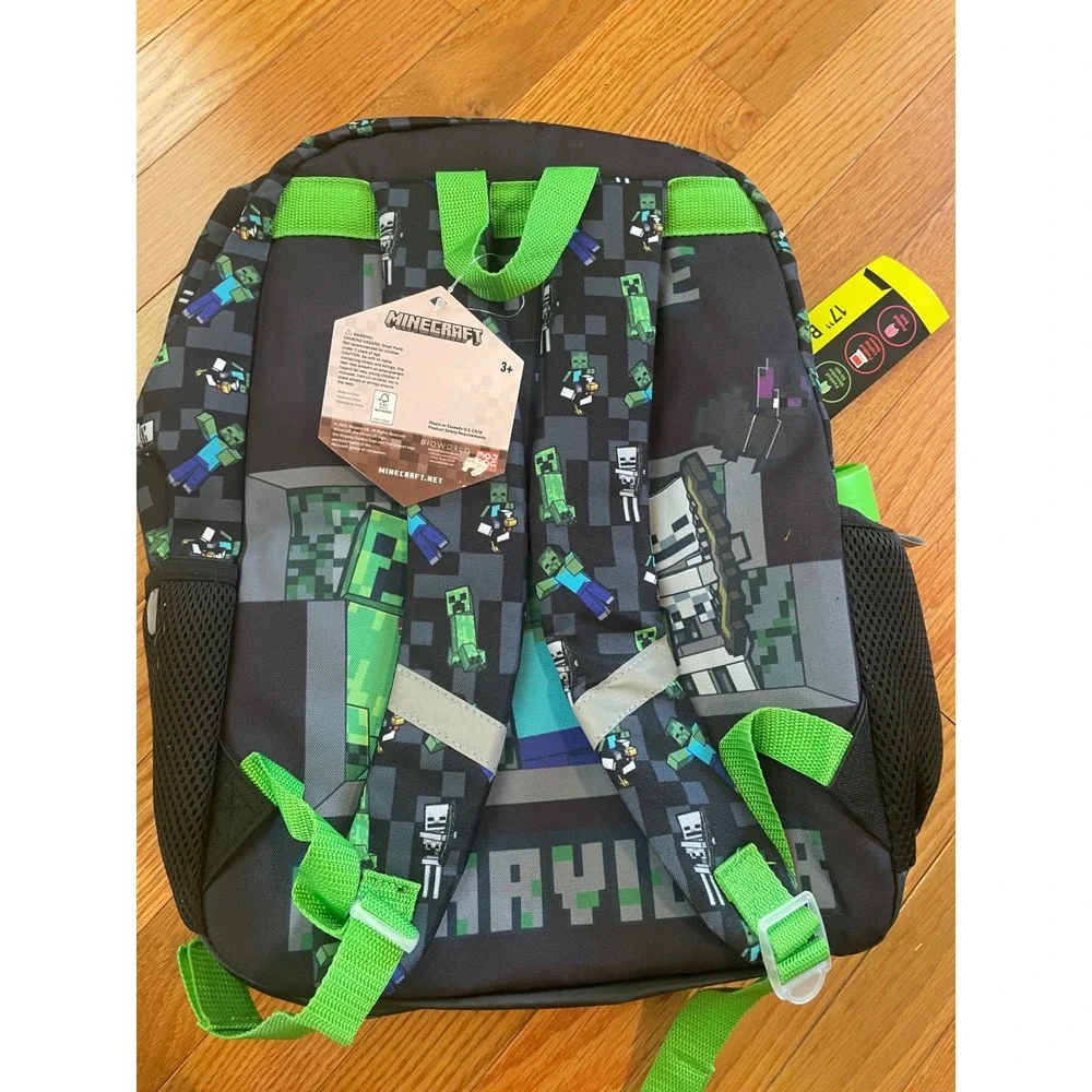 Minecraft 5 Piece Backpack Set with Headphones Lunch Bag Water Bottle Keychain